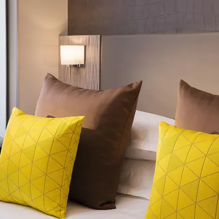 Otel Acropole 3*