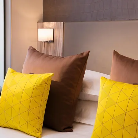 Acropole Otel 3*