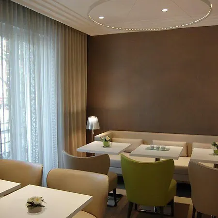 Otel Acropole 3*