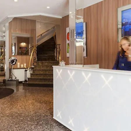 Hotel Acropole Paryż
