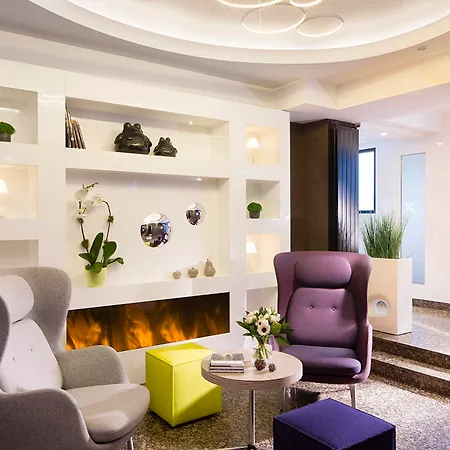 Acropole Hotel 3*