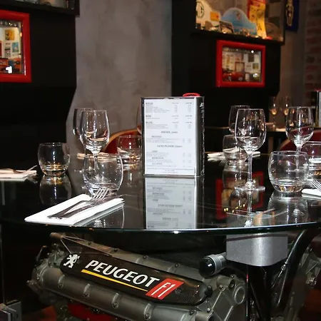 Acropole Hotel 3*