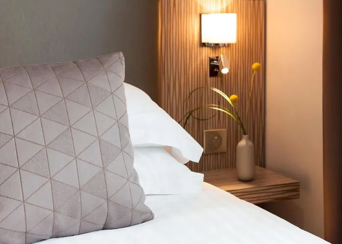 アクロポール パリ