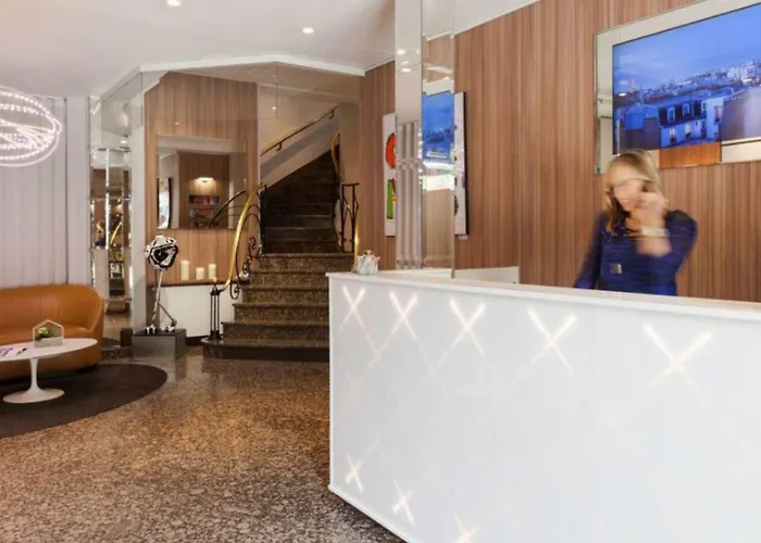 Hotel Acropole Paris