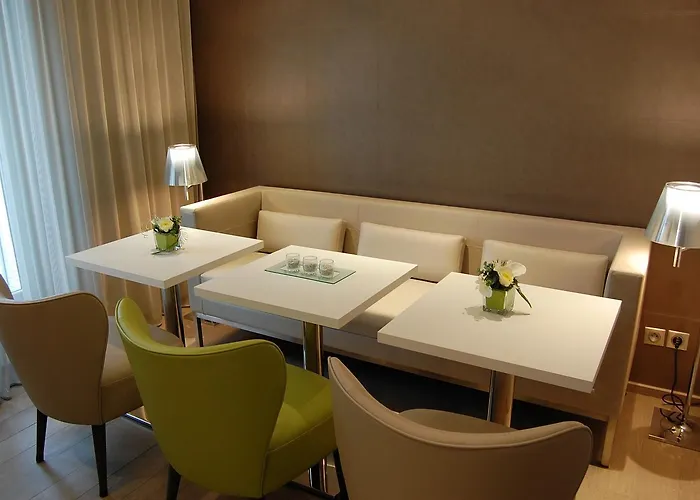 Acropole Hotel Parijs